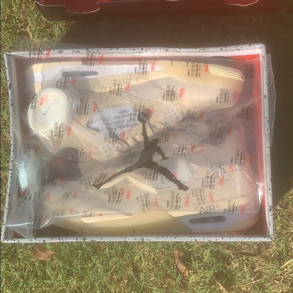 Off-White Jordan 4 Sail Retro - Picture 2 of 6